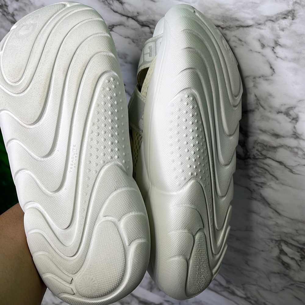 Ugg La Cloud Slingback Runner White Platform Sand… - image 7